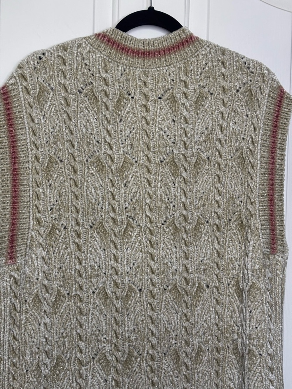 CHANEL 22FW Beige Cable Knit Vest with Pink Accent size French 40 - Picture 11 of 14